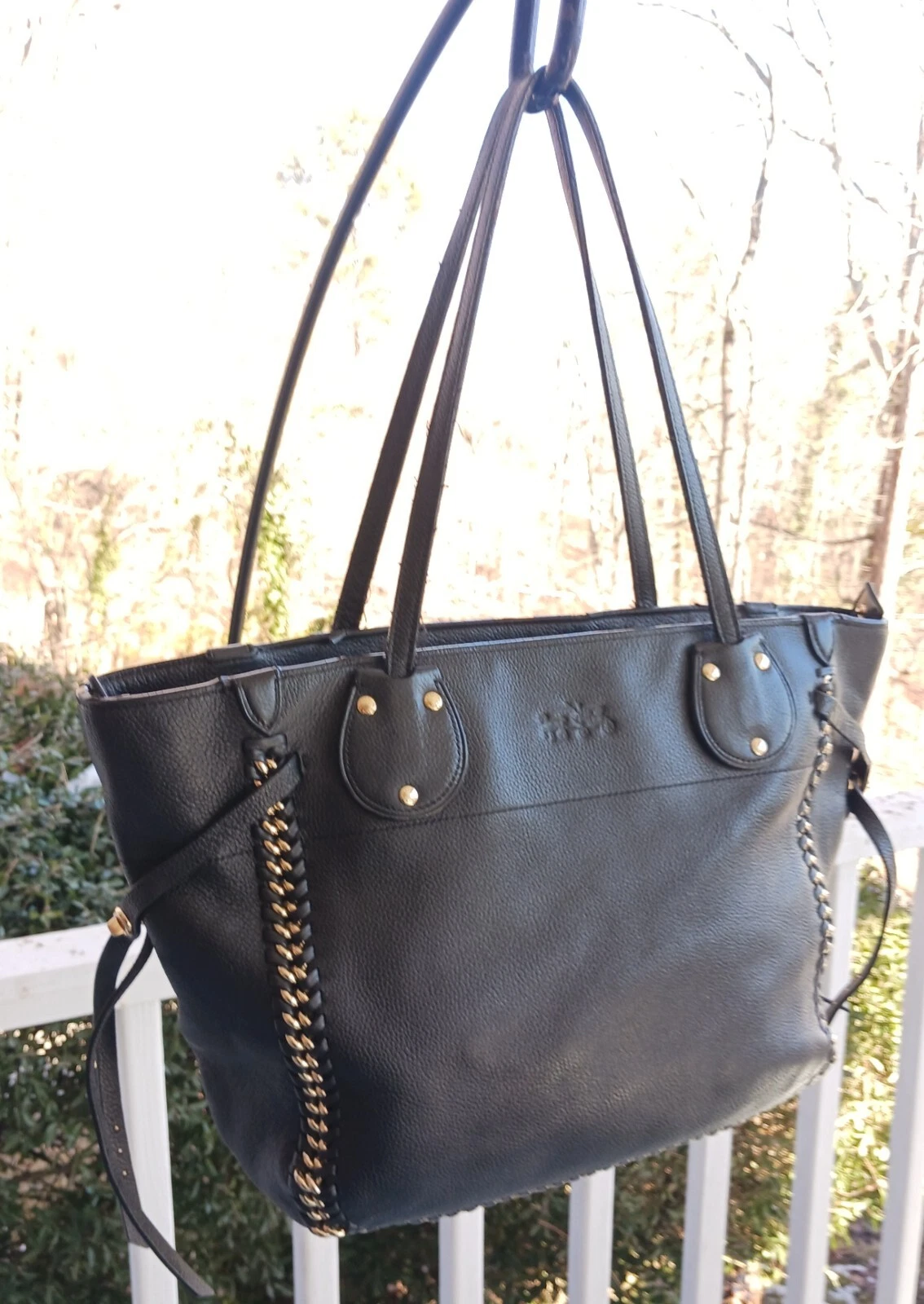 Borsa Coach 34398 Tatum nera in pelle con zip e dettaglio catena cordino