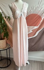 Vintage Lorraine Elegant Night Gown Size M Pink 100 Nylon Floral Lace Dress USA