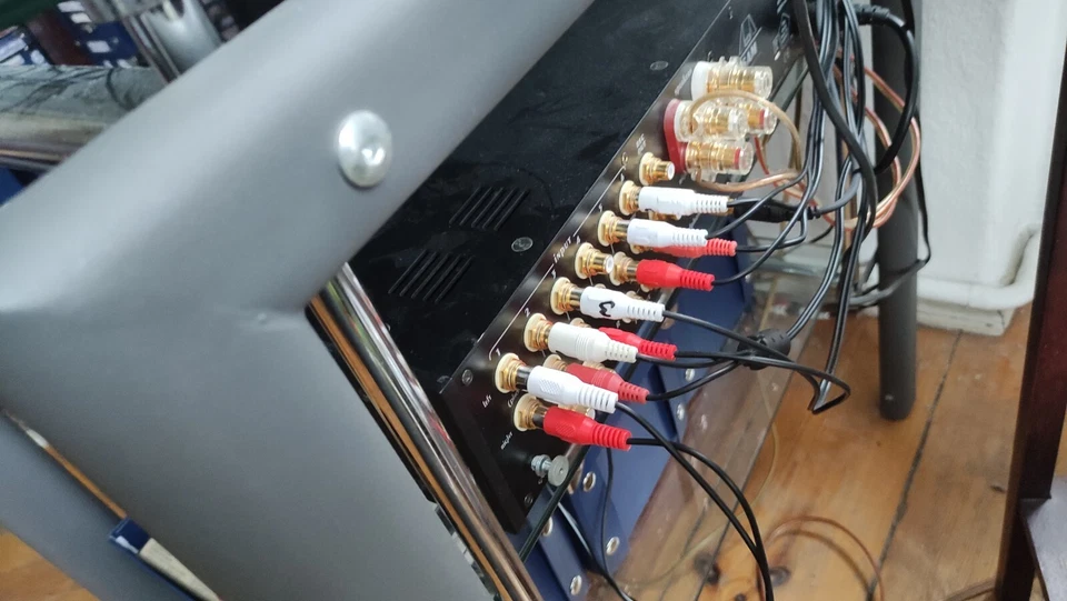 AUDIONET SAM V2 - 2x200W an 4 Ohm,  schwarz, incl. Phonostufe Cambridge  MM /MC - Bild 2 von 2