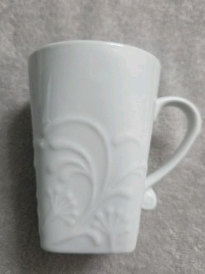 Boutique by Corelle Coordinates Cherish White Square Vitrelle Glass Mugs