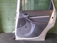 Porte arrière et accessoires Ford P 100