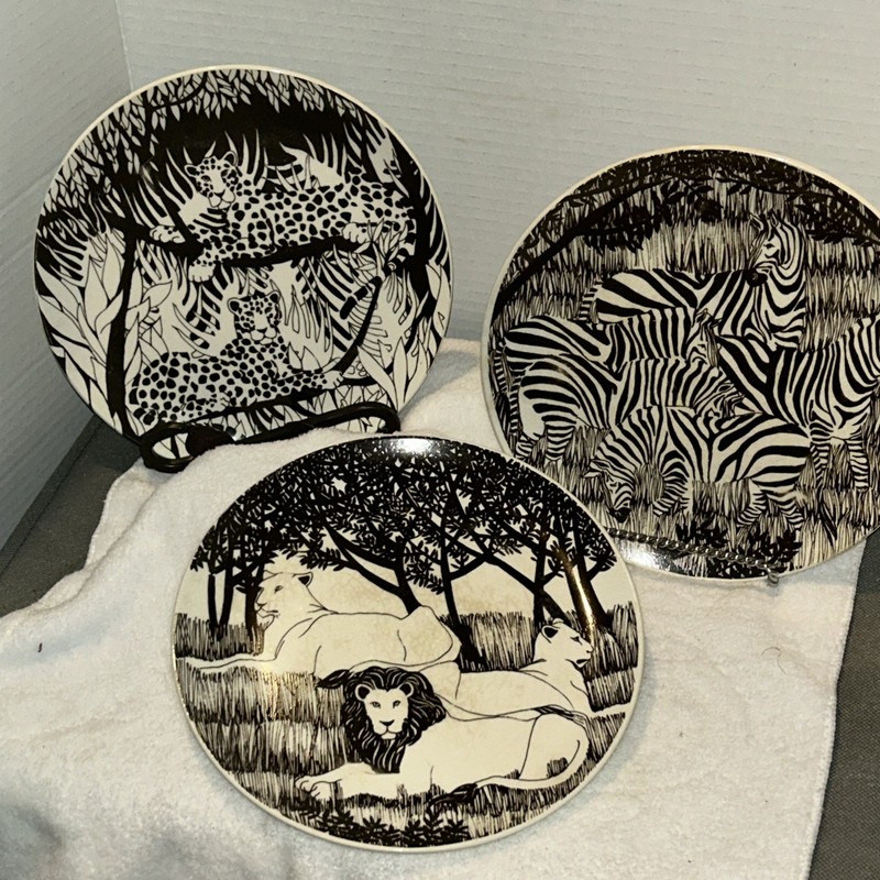1970s Black & White Transferware African Safari Plates Set Of 3