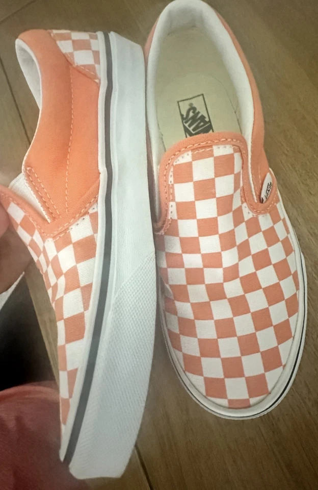 VANS Classic Slip-On Checkerboard Shoe US juniors Size 4.0 - Image 2 of 4