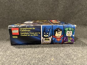 LEGO DC Comics Super Heroes: Catwoman Catcycle City Chase (6858)