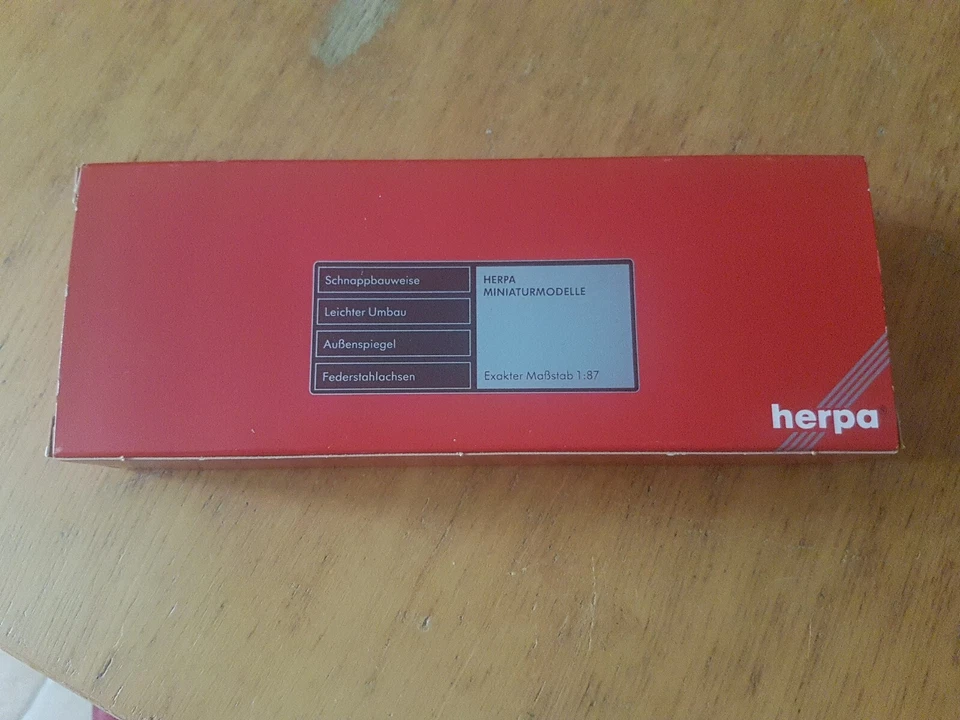 Herpa 140584 Setra S 215 HDH Bus WILD OVP 1:87  - Immagine 2 di 3