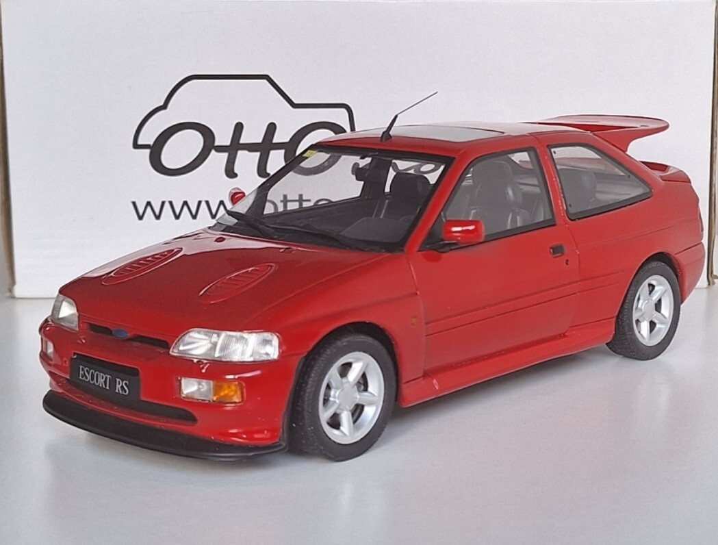 Ford Escort MK5 RS Cosworth 1992 Radiant Red 1:18 OttoMobile OT073