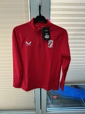 Castore Glentoran FC Kids Training Top Red 1/4 Zip Long Sleeve Size L