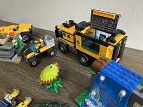 LEGO City Jungle Mobile Lab (60160) & Halftrack Mission (60159) - Incomplete