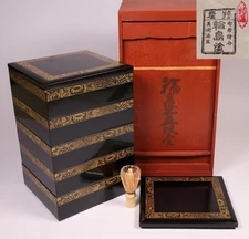 Japanese Lacquer 5-Tier Traditional Lunch Boxes Jubako 13.8inch Golden Floral