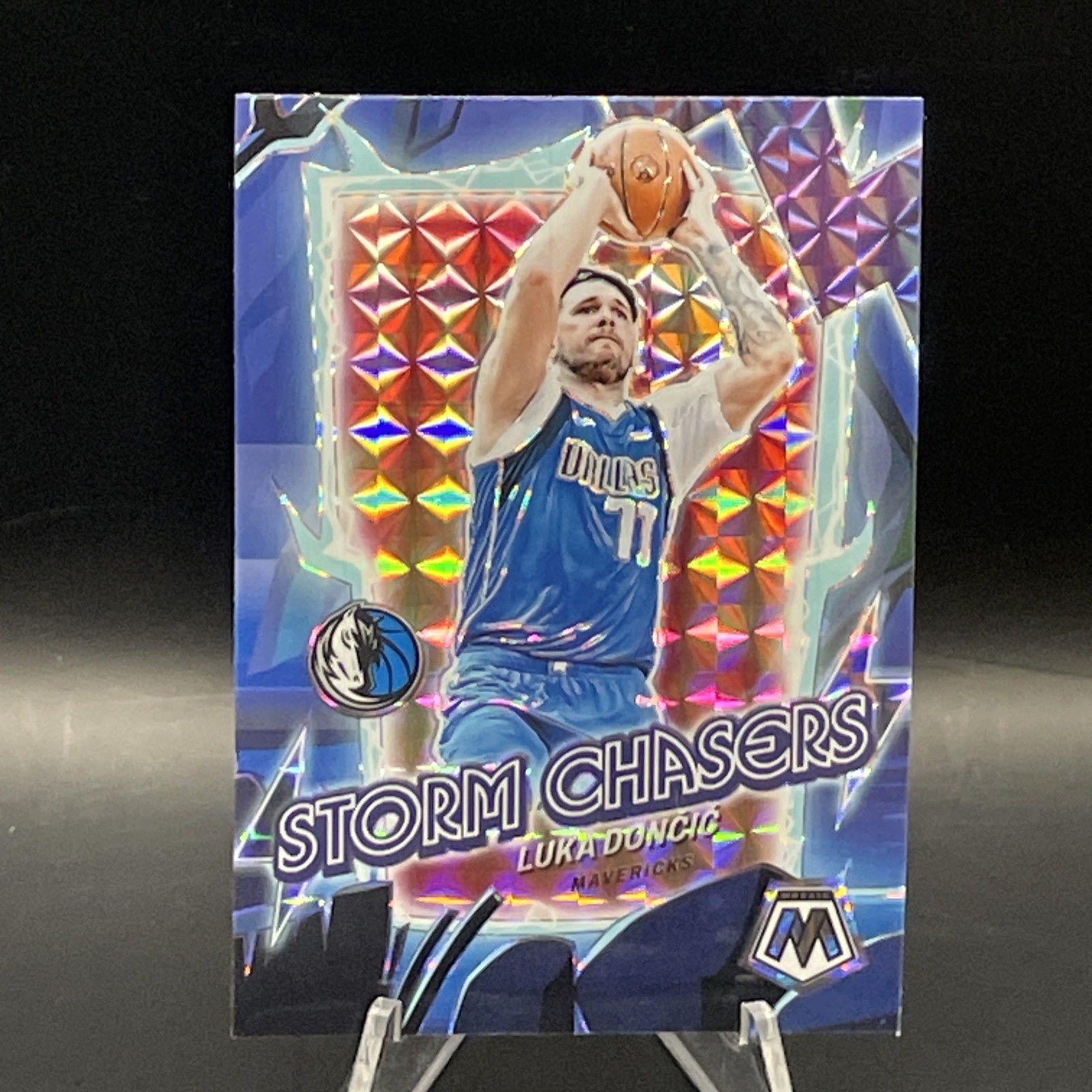 2023-24 Panini Mosaic Storm Chasers #20 Luka Doncic Dallas Mavericks
