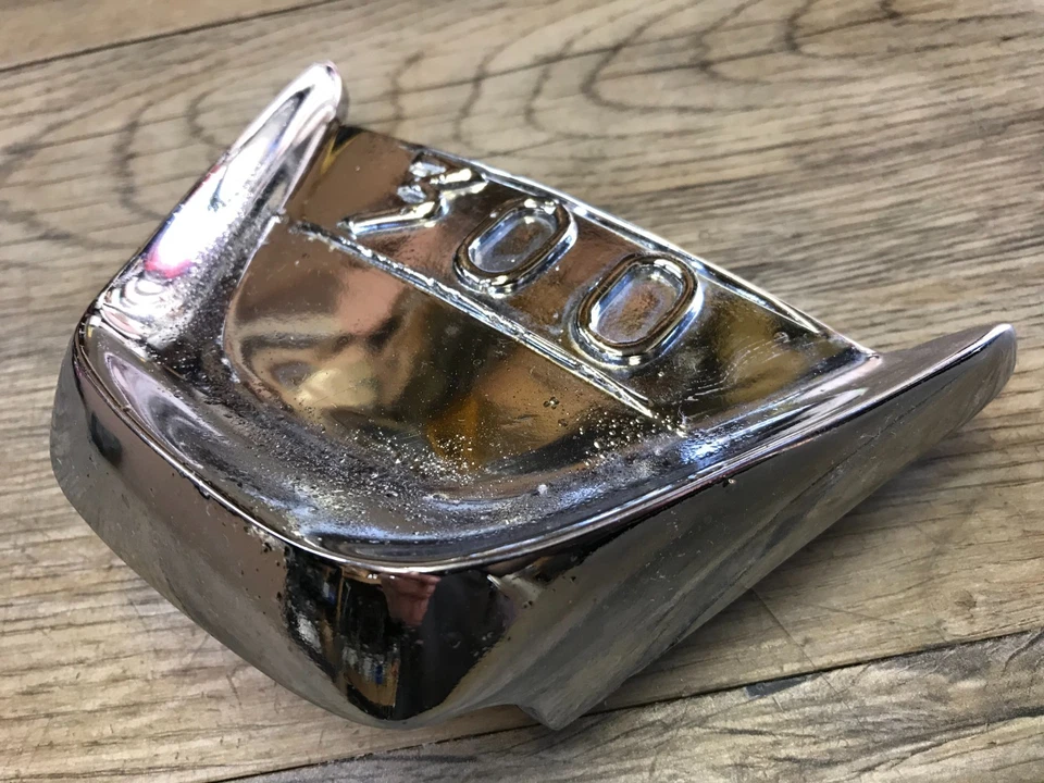 Chrysler 300 1956 usado Mopar OEM cromo parrilla/cabecera emblema fabricante original raro Foto 3 de 4