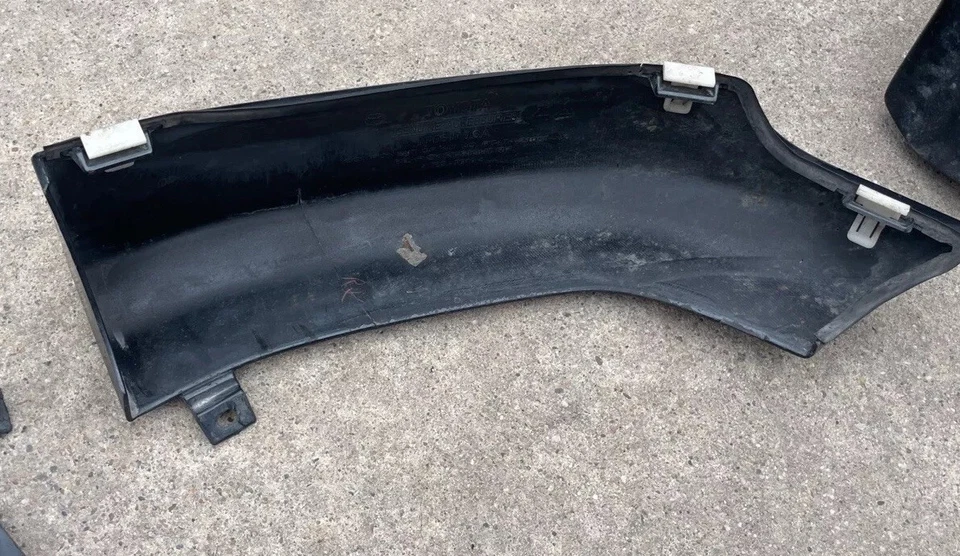 Задняя губа 05–10 Scion TC TRD от оригинального производителя черная только с 2 сторонами. - Изображение 3 из 4