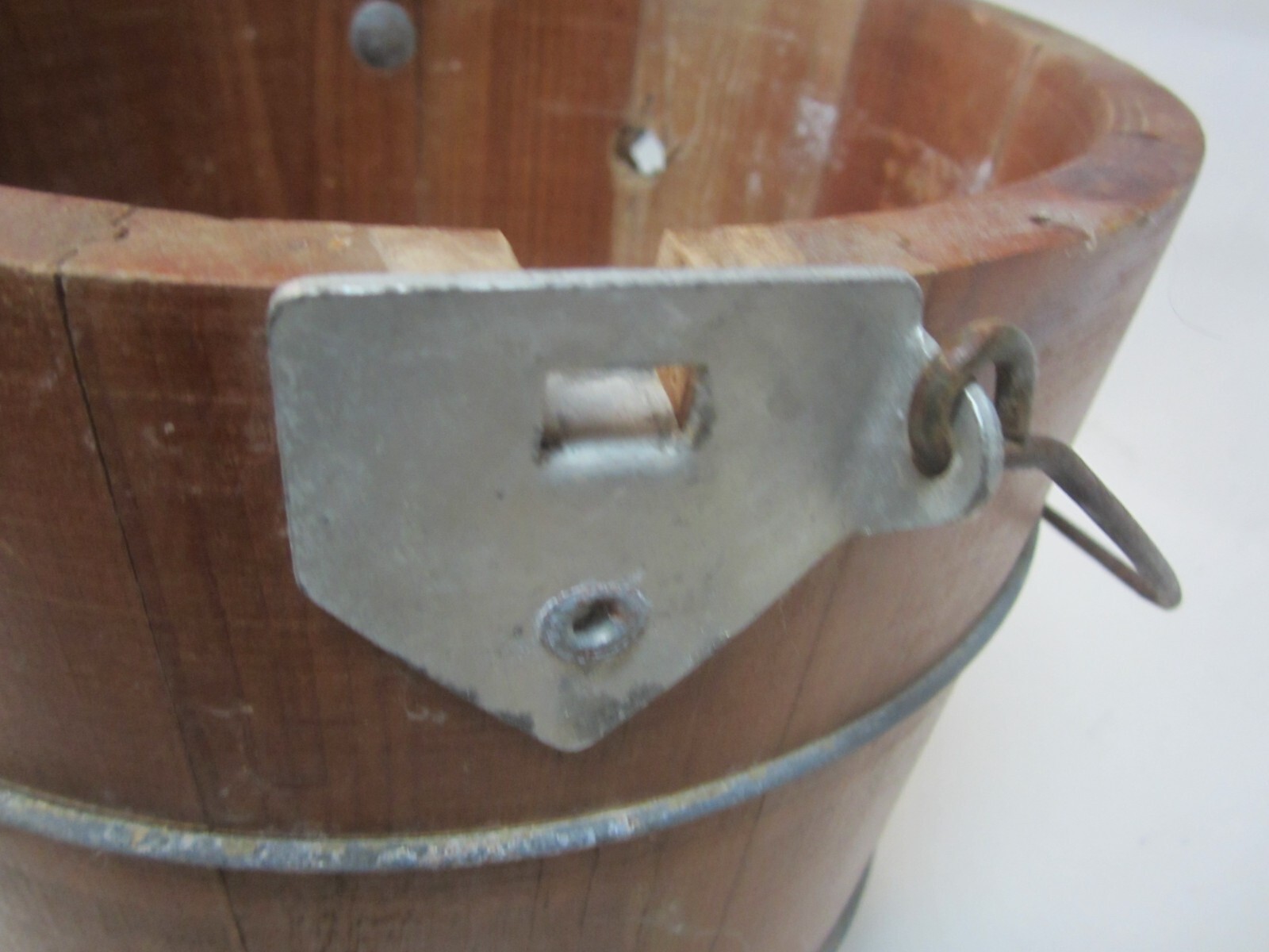 WHITE MOUNTAIN WOOD Electric Triple Motion Ice Cream Freezer Maker