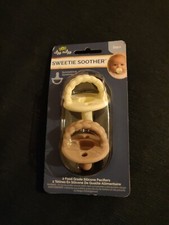 2-Pack Itzy Ritzy Sweetie Soother Silicone Pacifiers Om Cream Taupe Braid NIP