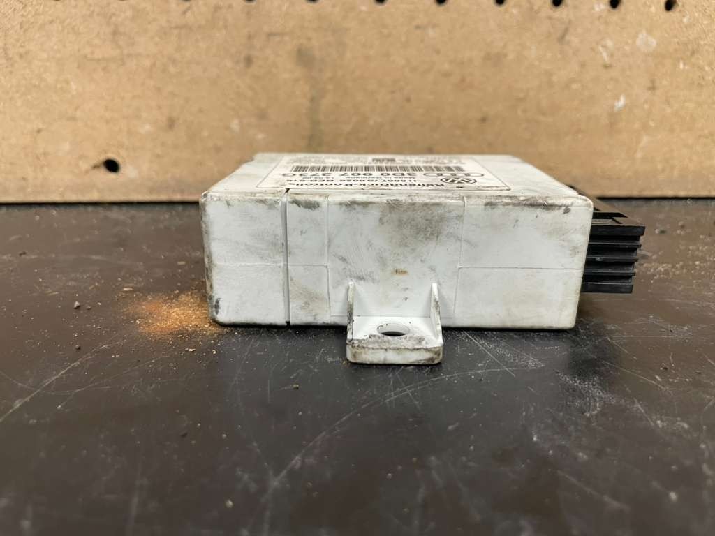 04-06 VW PHAETON BENTLEY CONTINENTAL TPMS TIRE PRESSURE SENSOR MODULE COMPUTER