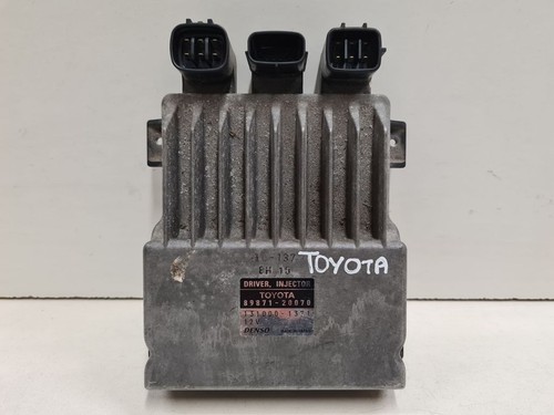 Toyota Avensis T250 2008 Diesel Steuergerät Einspritzdüsen Injektoren VLU7823
