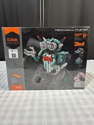 Iq Kidz STEM Academy: Mechanical Master - R/C 3-In-1: Car/Truck & Robot
