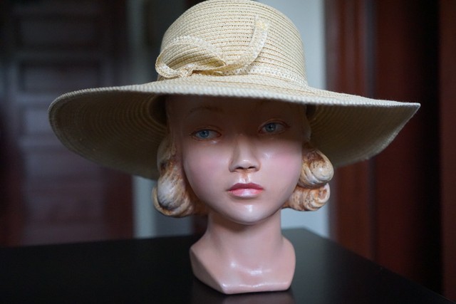 jaclyn smith hats