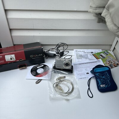 Digital Camera Tested Working Casio Exilim EX-Z500 5.0MP Silver Boxed