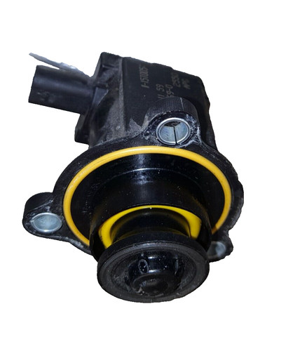 Mercedes- C-Klasse W205 Magnetventil Schubumluftventil Turbolader A0001531159