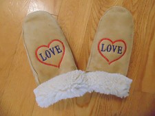 New Tanned Heart Love Sheepskin Womens Fur Gloves Mittens Sheepskin Fur Trim