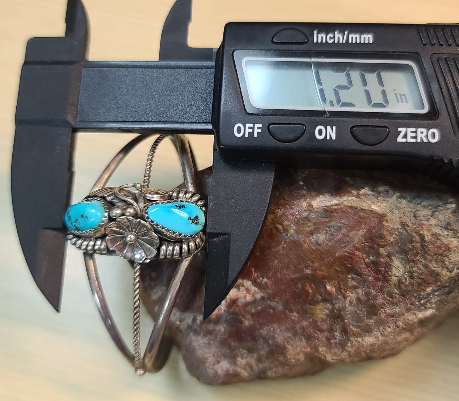 Vtg Native Solid Sterling Silver Turquoise Cuff B… - image 11