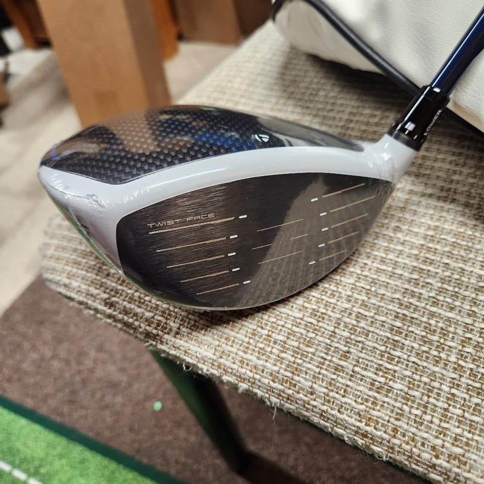 SIM 2 MAX DRIVER 10.5 DEGREE REGULAR FLEX NEW IN PLASTIC | eBay