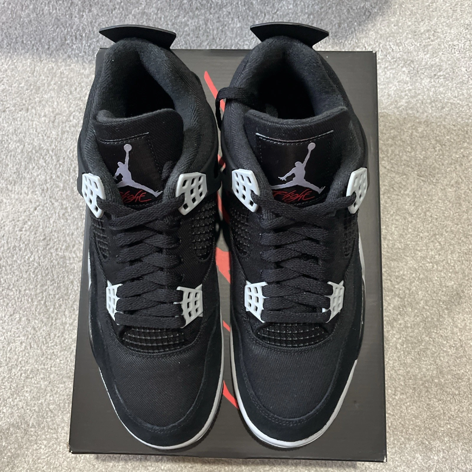 Jordan 4 Retro SE tela nera UK9 US10