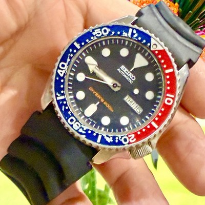 Seiko SKX009 Automatic 7S26-0020 200M Diver Pepsi Men s 42mm Watch RUNS!