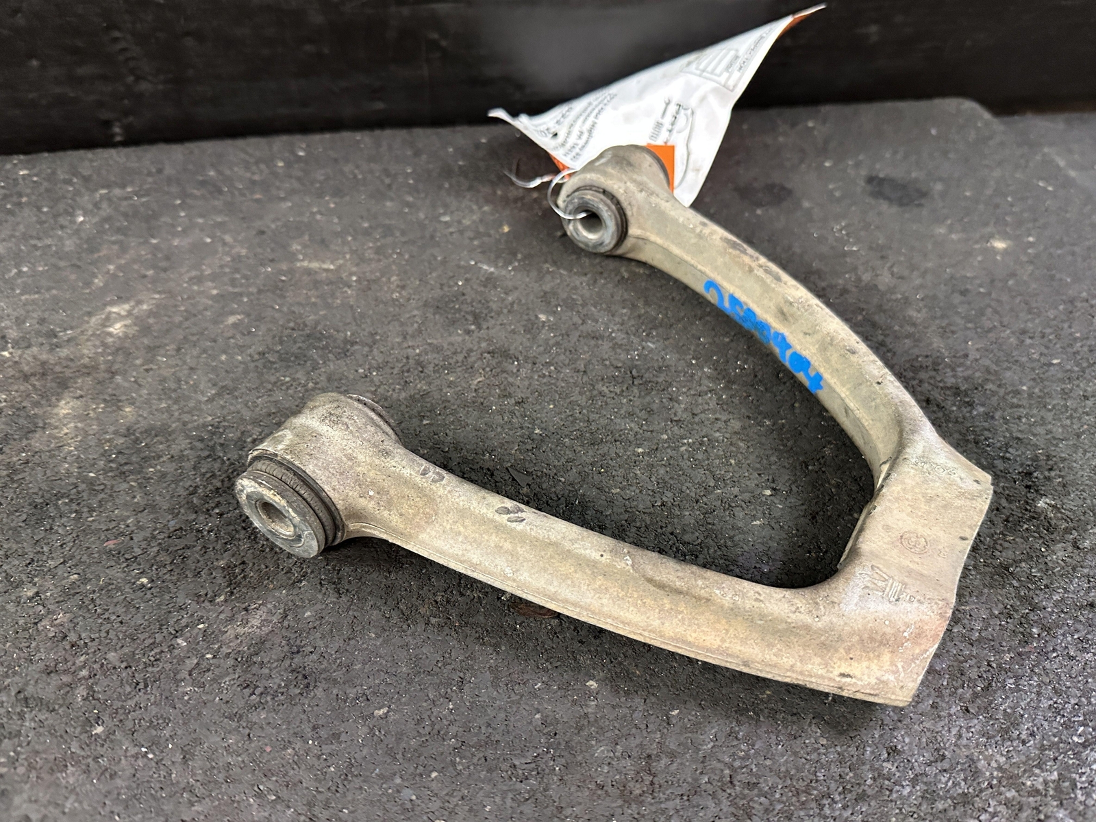02-05 MASERATI SPYDER FRONT DRIVER LEFT LH SUSPENSION UPPER CONTROL ARM
