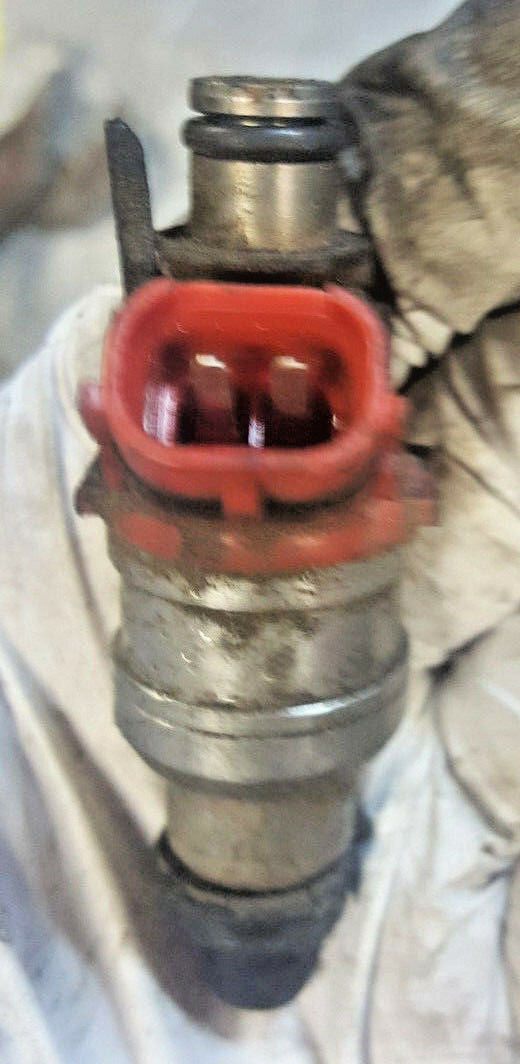 8995 Toyota Pickup Truck 4Runner Fuel Injector 22RE 2325035040 22RE