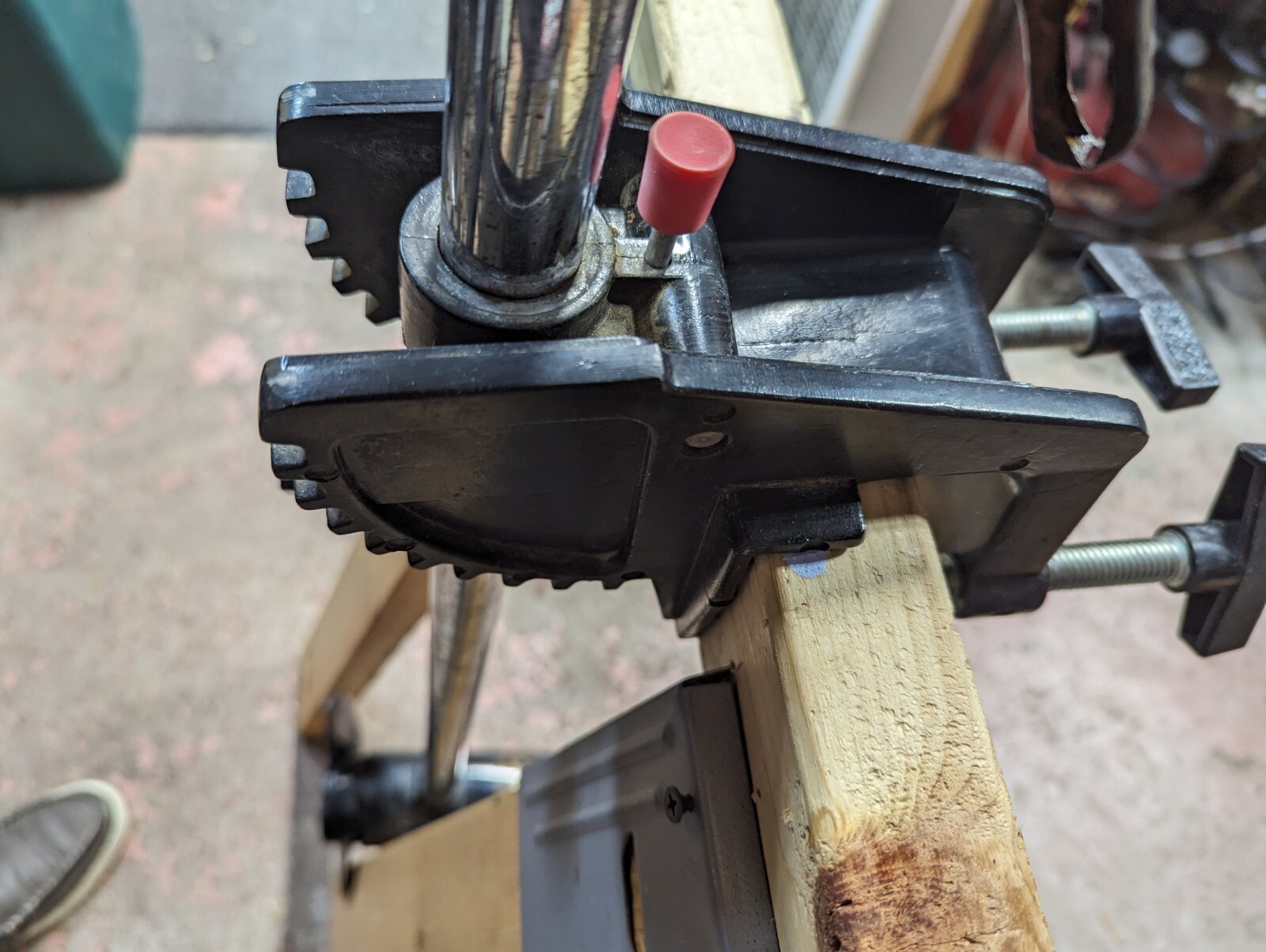 1 Ea. Stealth 250 30 Lbs Thrust 12 Volt Electric Trolling