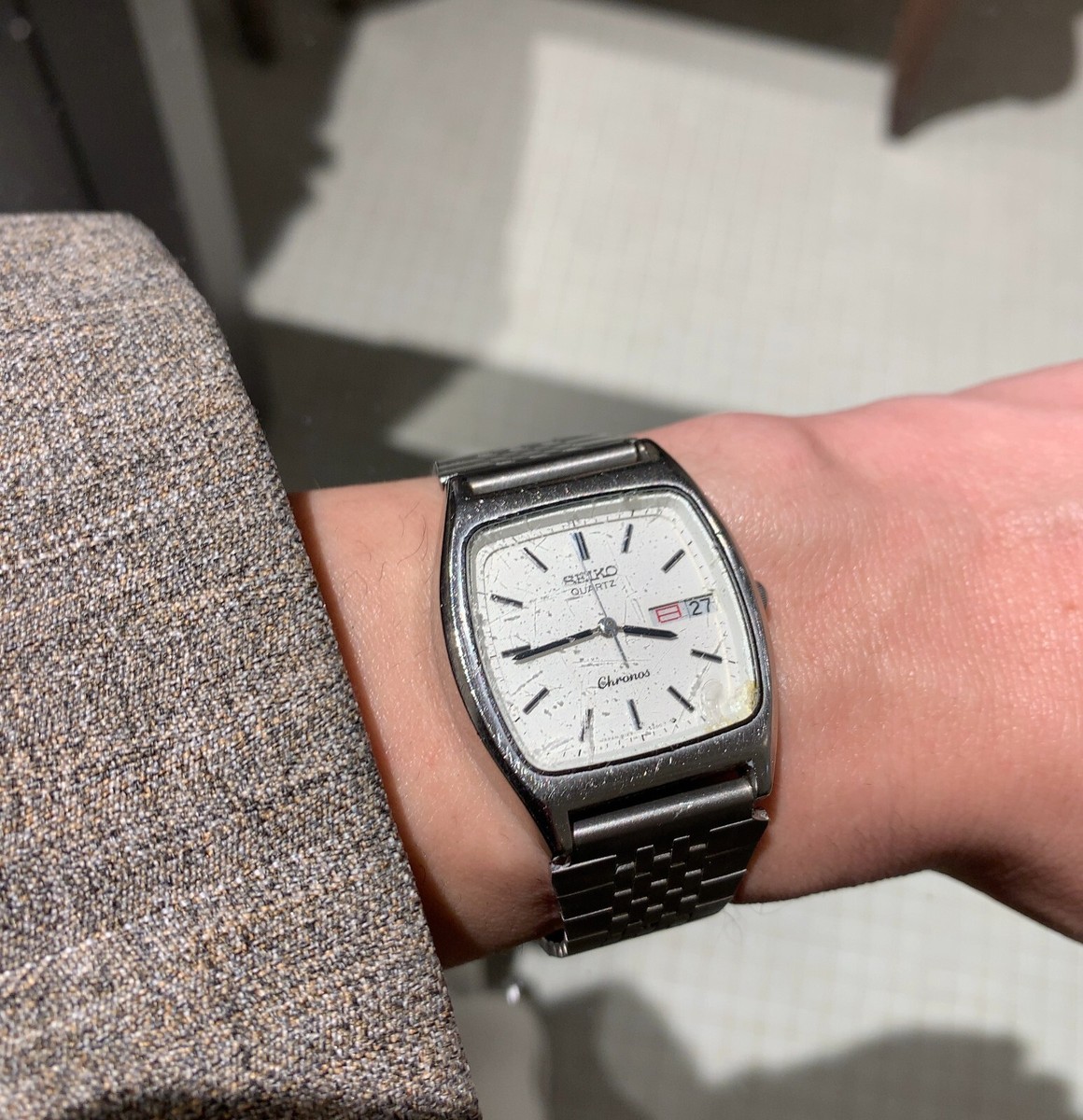 Vintage SEIKO Chronos 8123-5240 White Silver Mens Qz Watch New