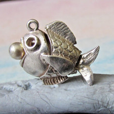 VINTAGE SILVER NUVO FISH WITH FAUX PEARL CHARM