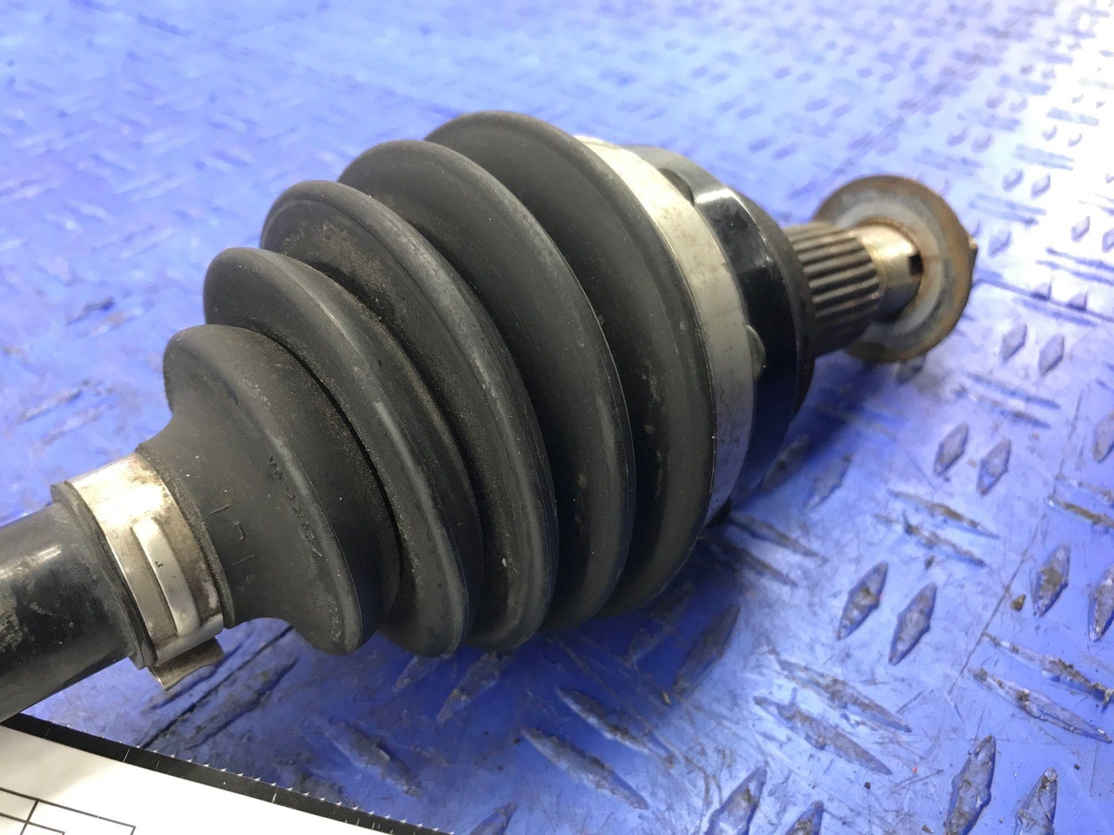 2014-2021 MASERATI QUATTROPORTE FRONT RIGHT OUTER CV AXLE SHAFT 670035142 OEM