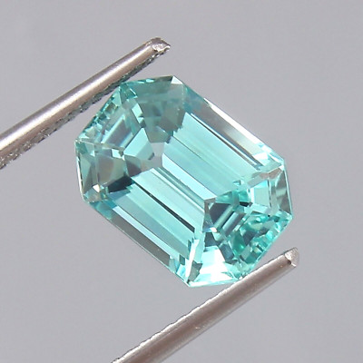 AAA Natural Green Ceylon Parti Sapphire Loose Radiant Cut Gemstone 5.00 Ct