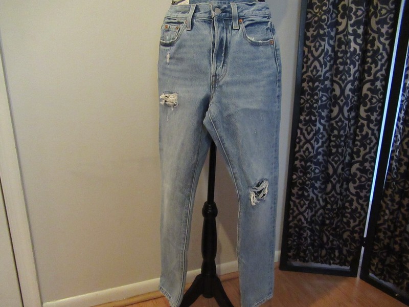 levis 501S Skinny Jeans Medium Wash Jeans-23"x28"