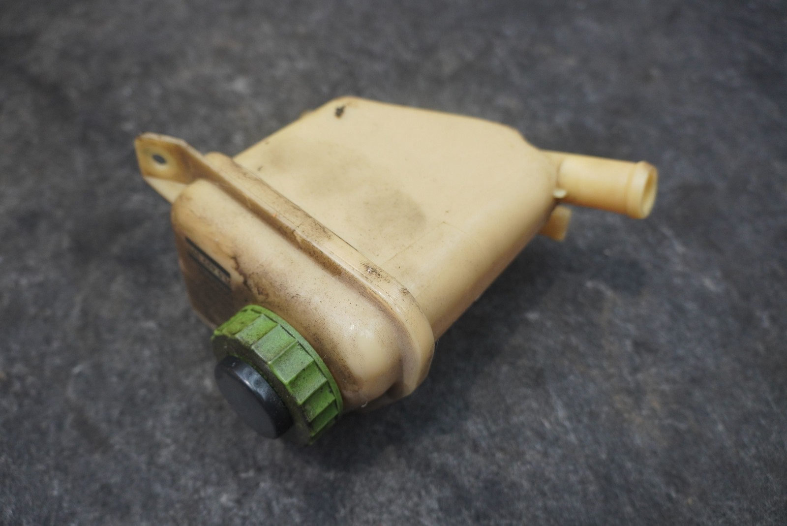 Bentley Continental GT 2016 Power steering fluid P/N 7L5422371