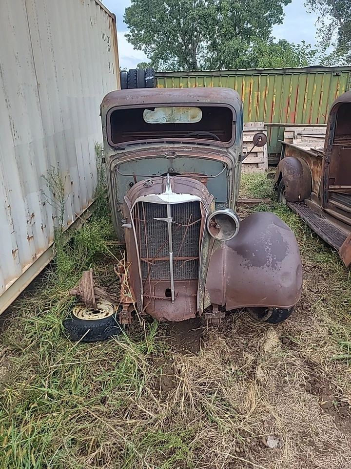 Peça de caminhão Chevy 1937 - Para-lamas, etc - Imagem 2 de 4