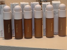 Rare Beauty Liquid Touch Weightless Foundatio...
