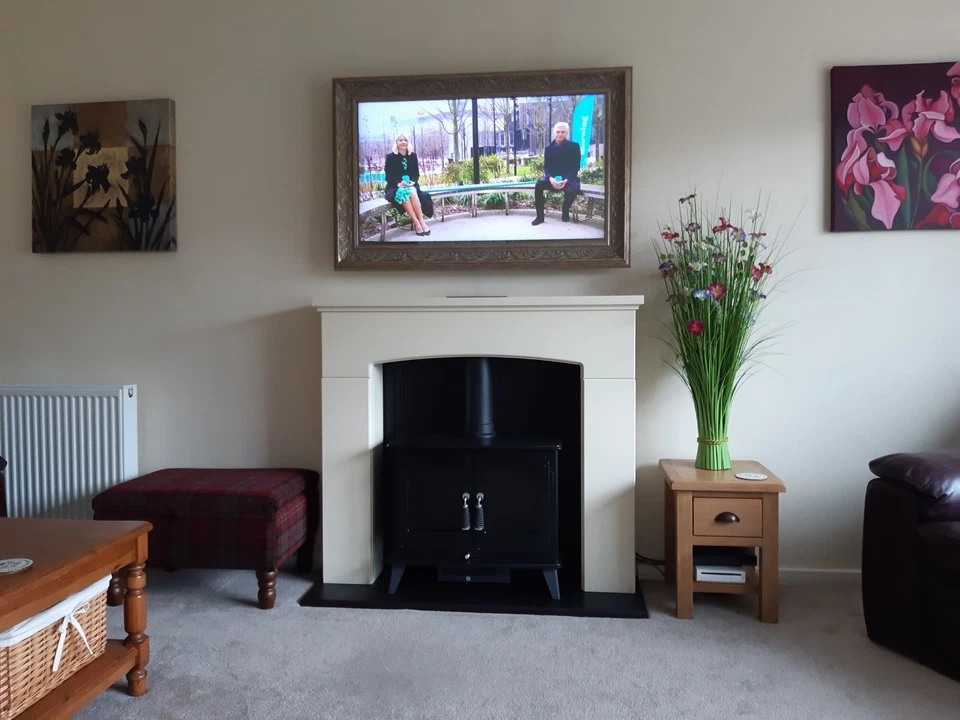 TV in Disguise Framed Mirror, with a Samsung Qled Smart LED TV - Image 2 of 4