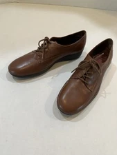 Easy Spirit ESFREENEASY Women's Shoes Brown Leather Oxford Sz 7.5 Man Made