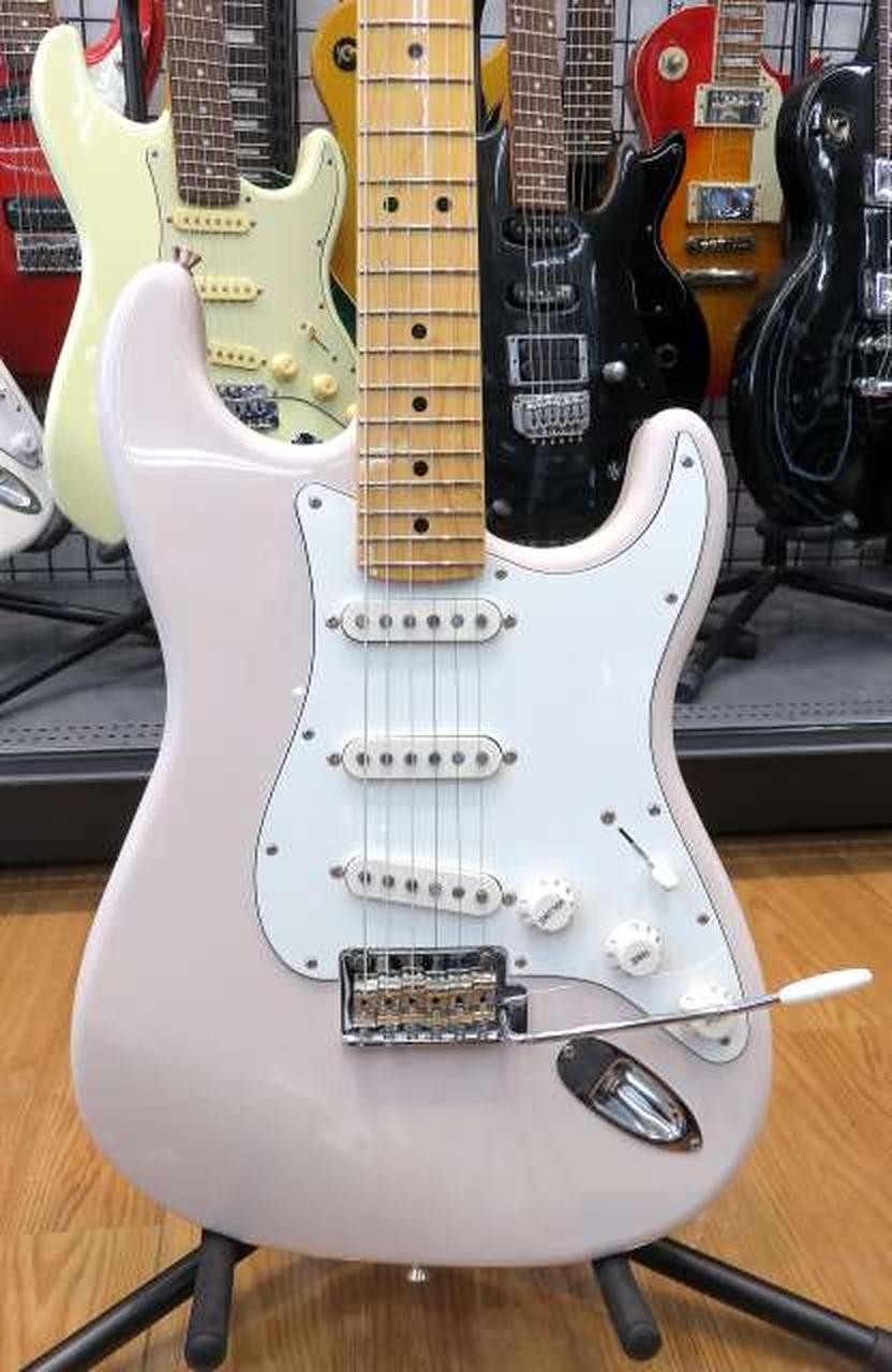 Chitarra elettrica tipo FENDER Hybrid II Stratocaster