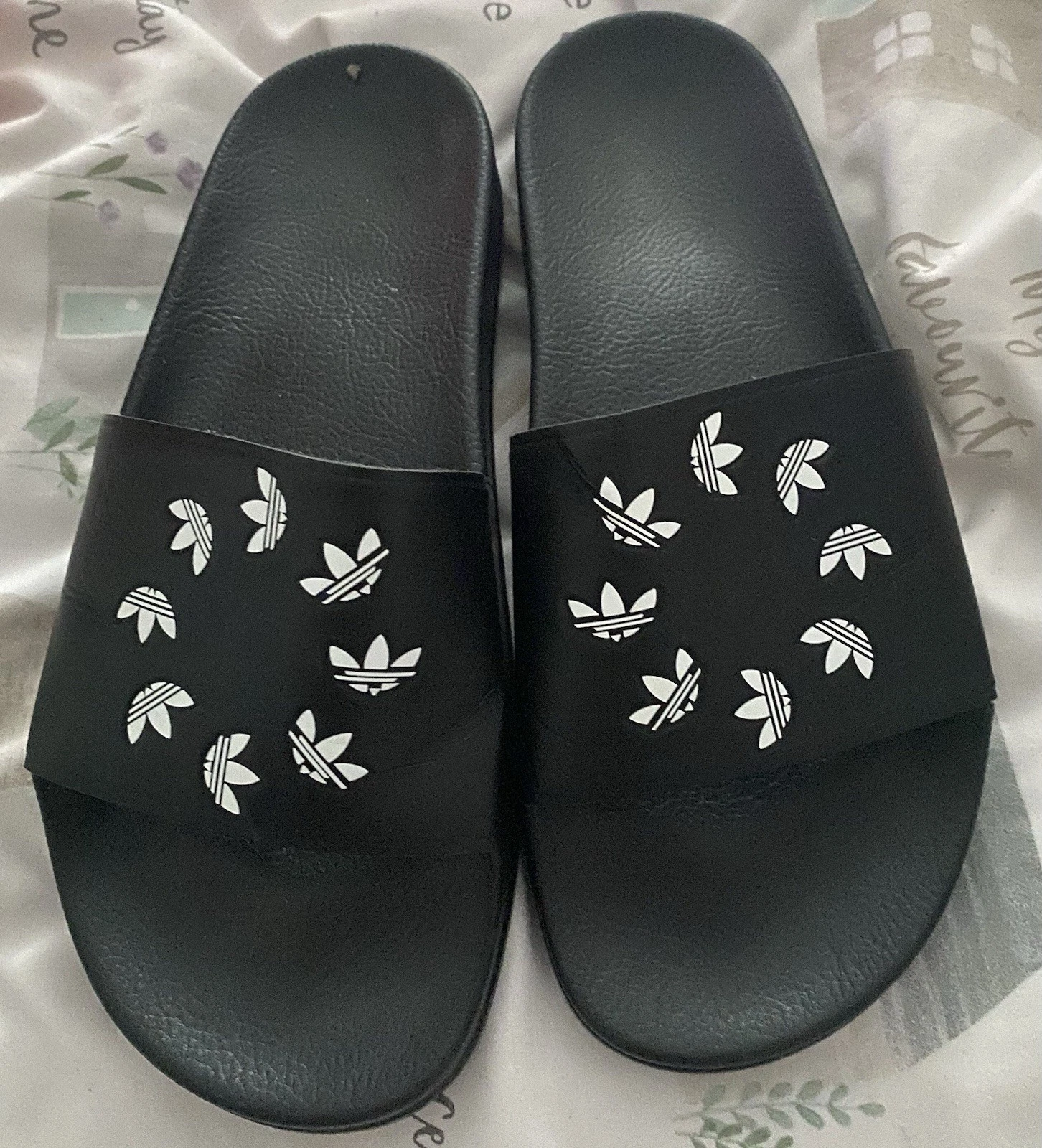 Adidas Sliders UK taglia 9 (edizione limitata)