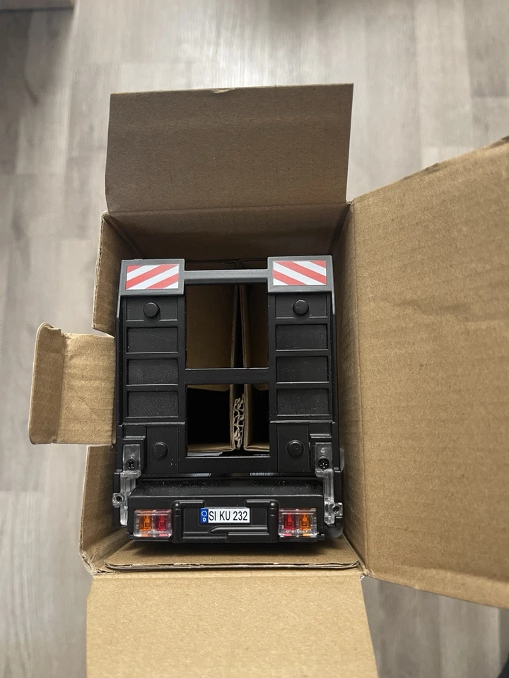 🔥Neu - Siku Control 6744 -  3 Achs Tieflader  1:32 RC - Neuware - Bild 3 von 3