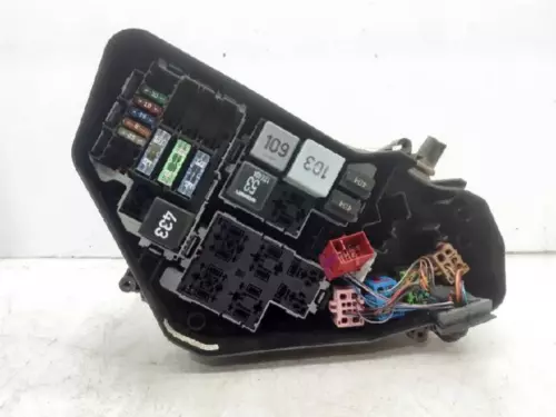7L6971072T Caja Reles/Fusibles para VOLKSWAGEN TOUAREG (7LA) TDI R5 2004 5657381 - Imagen 1 de 10