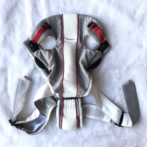 bjorn forward facing