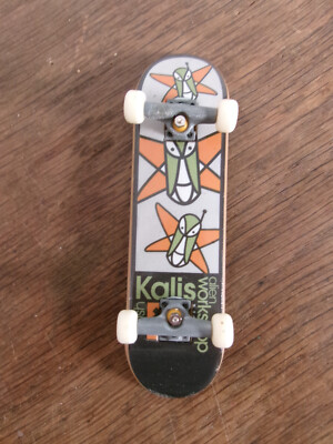 Lot Tech Deck – Boîte De Rangement + Fingerboards Alien Workshop, Rob Dyrdek, PNH
