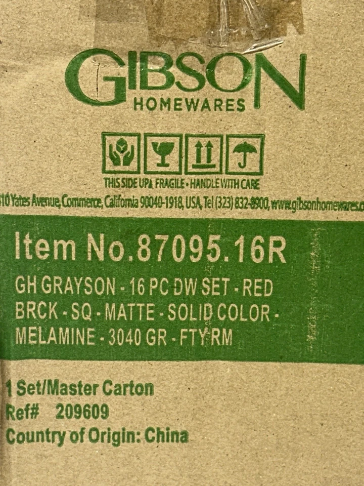 Gibson Home 16 Piece Square Melamine Dinnerware Set Plates Bowls Cups Red - Image 3 of 4