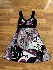 La Belle Dress Women’s Size Medium Paisley Designs Padded Bust Sleeveless EUC